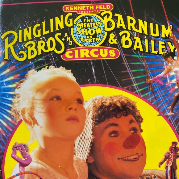 Vintage 1993 Ringling Bros. & Barnum Bailey Shows Catalog From Circus, Circus NV - Picture 4 of 16
